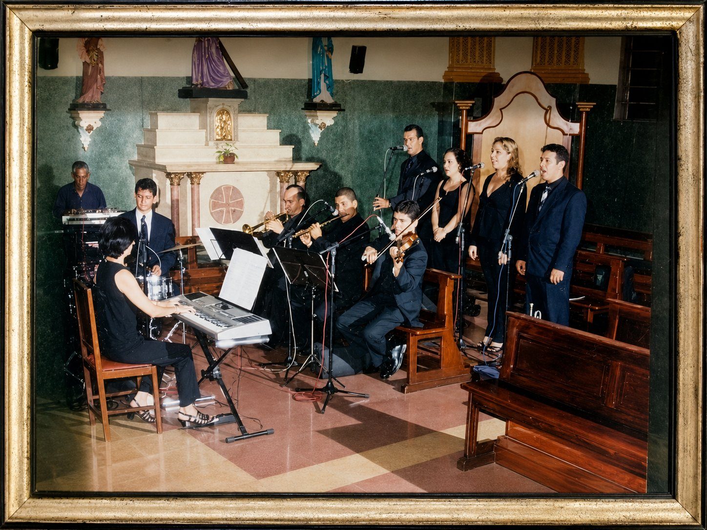 Registro histórico do Musicale em cerimônia religiosa